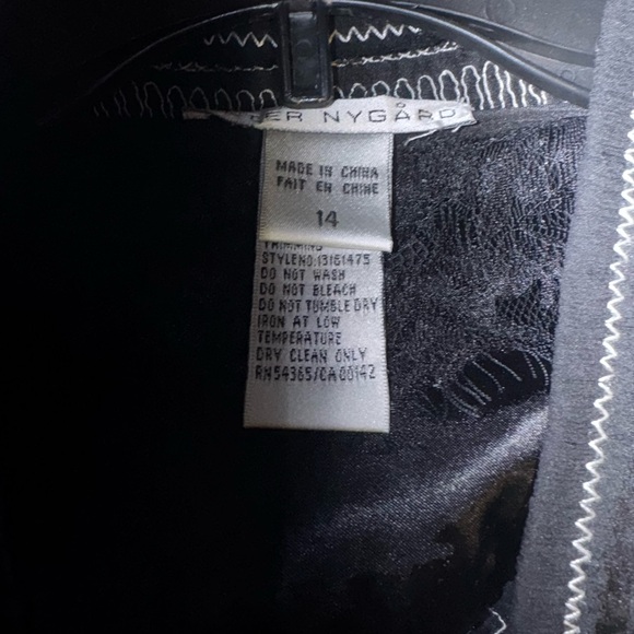 Peter Nygard jacket - Picture 4 of 5